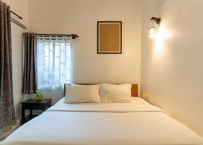 Couette-café Enkosa 4-bedroom Wooden Luxury House Siem Reap